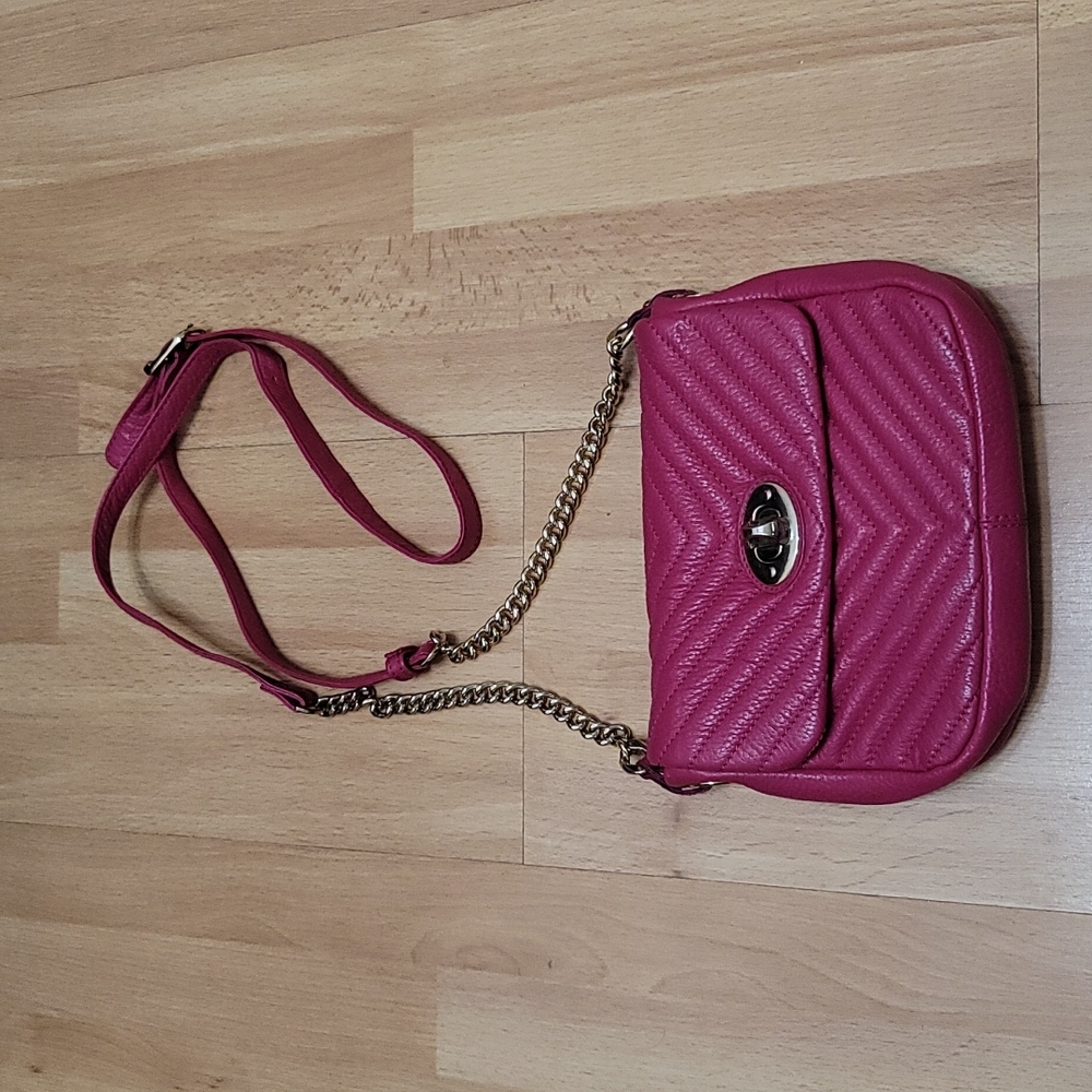 Da Milano Leather Fuschia Quilted Crossbody Bag